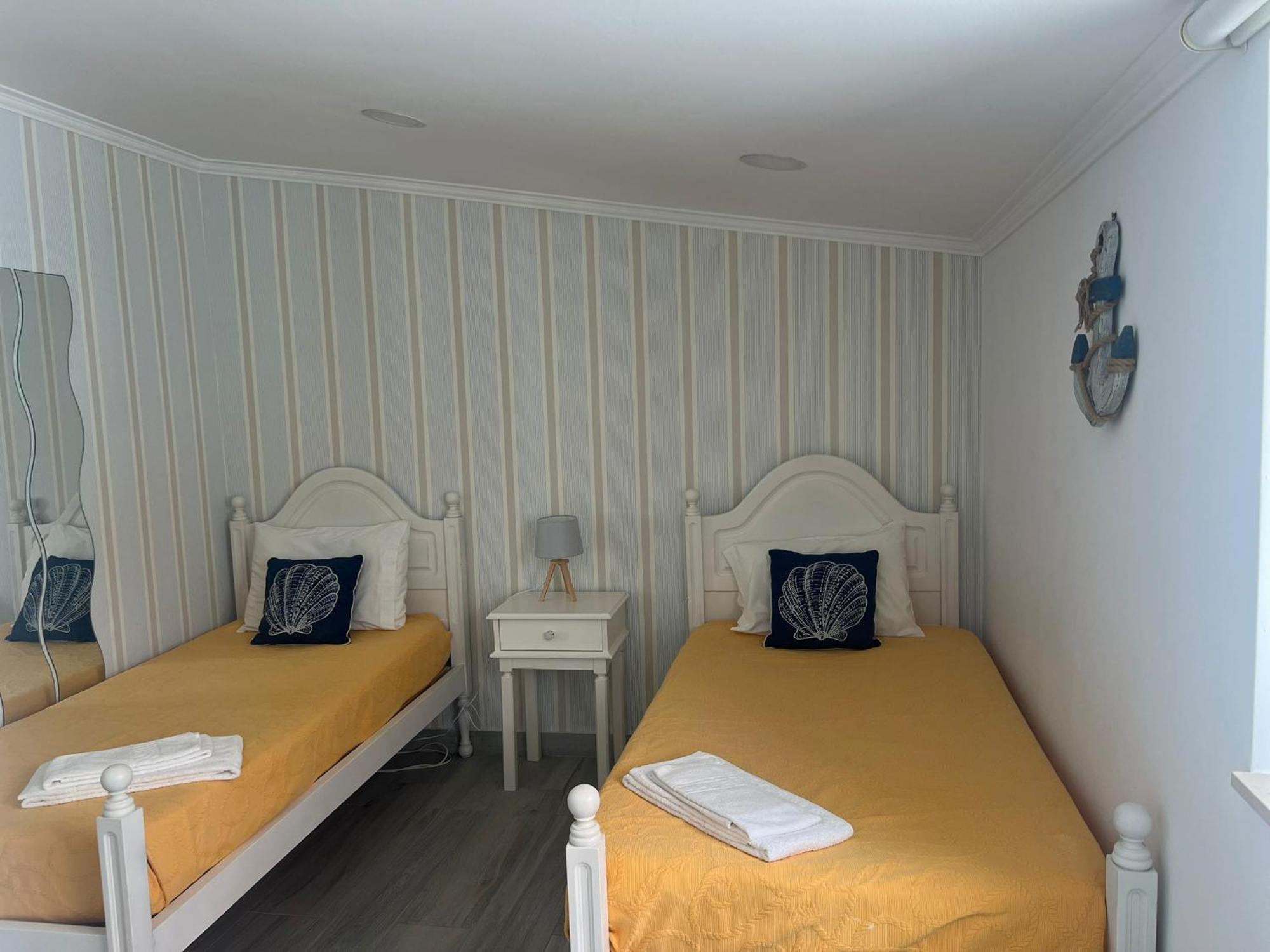 Flipflops Apartment Назаре Экстерьер фото