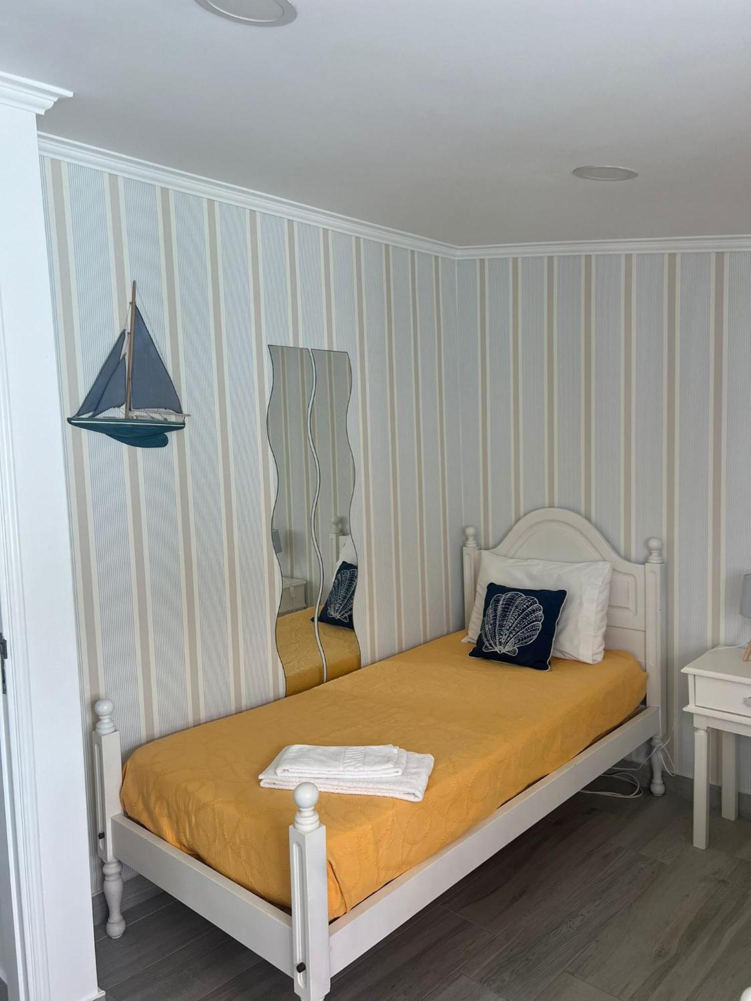Flipflops Apartment Назаре Экстерьер фото